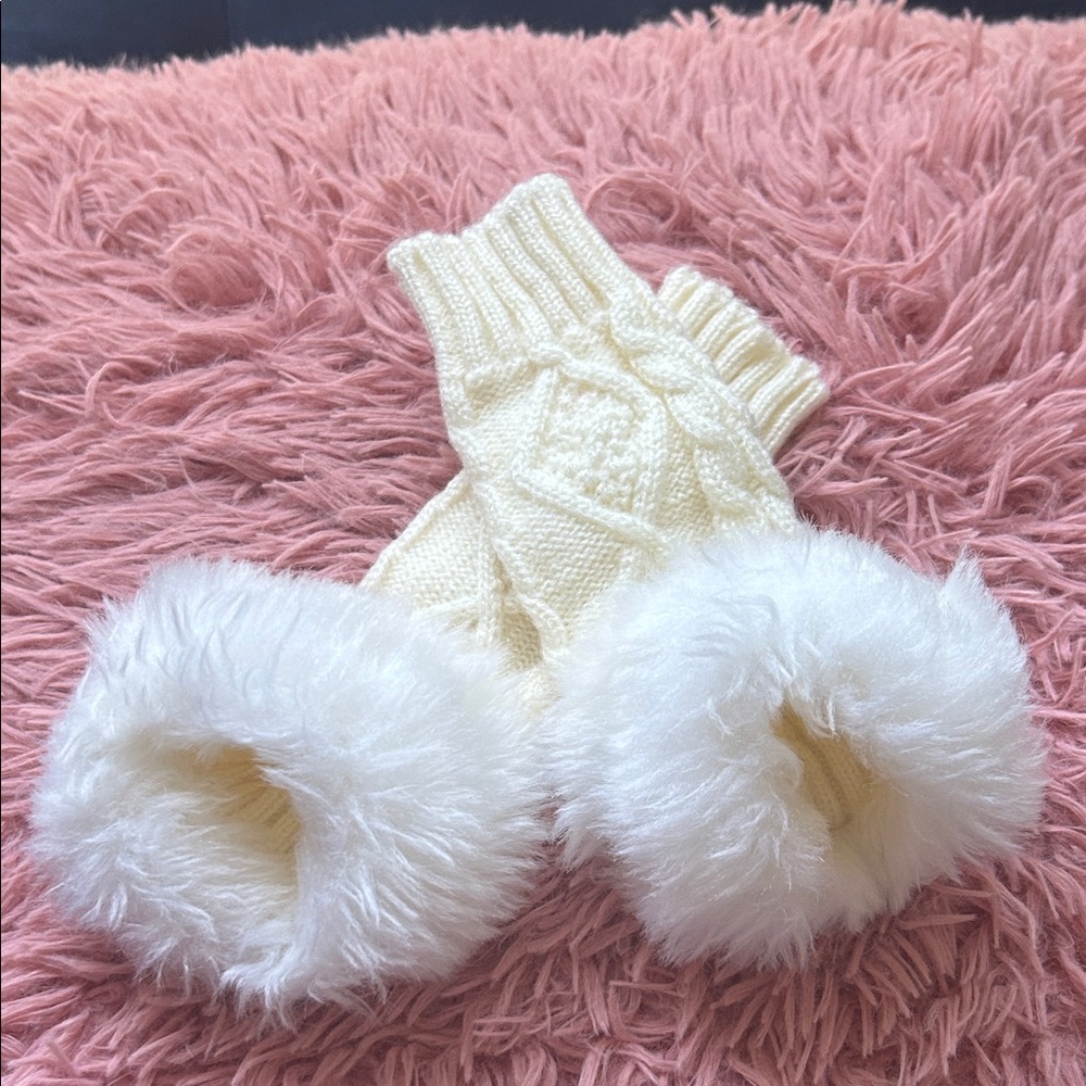 Cozy Knit Mittens with Faux Fur Trim
